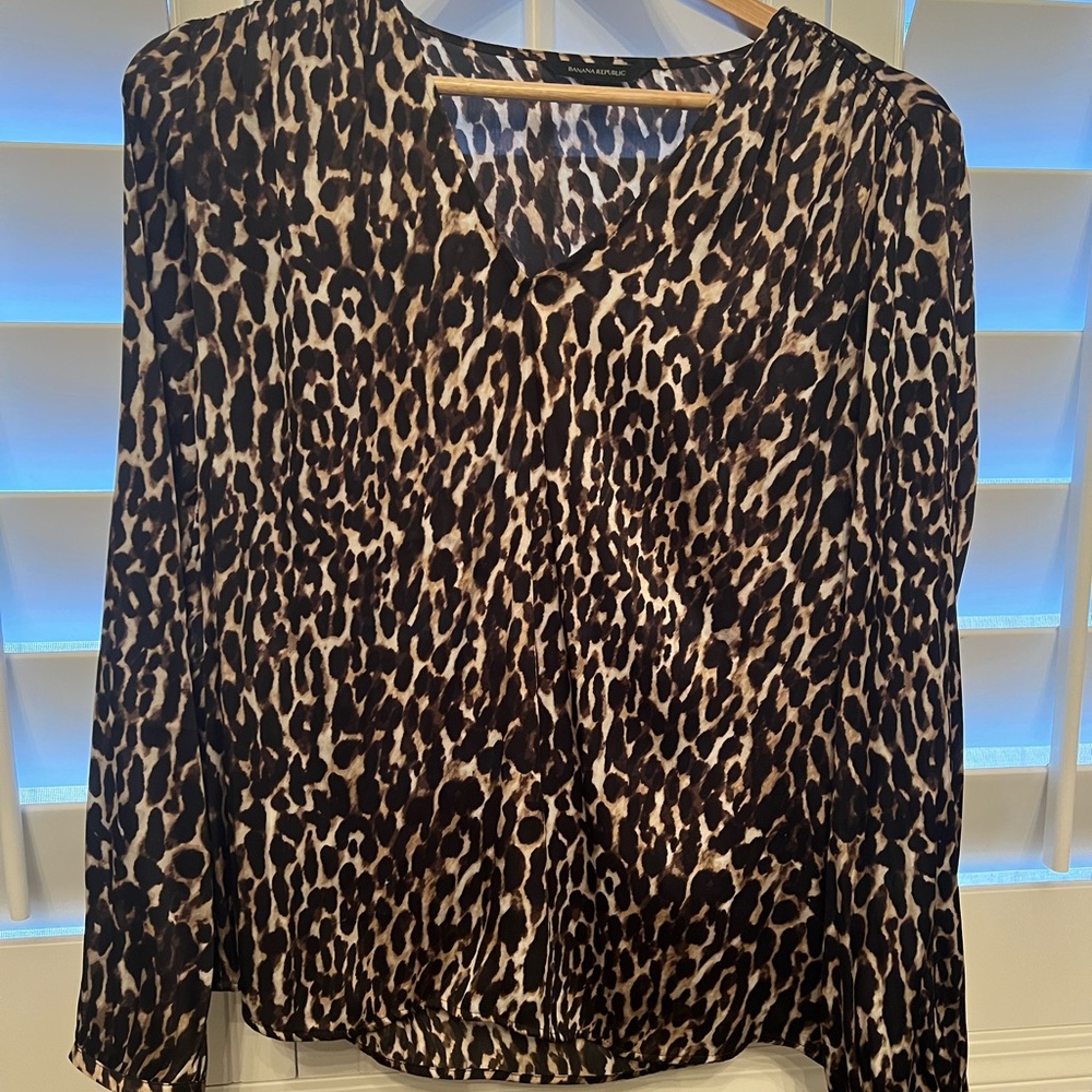 Banana Republic Cheetah Smocked Vee Blouse